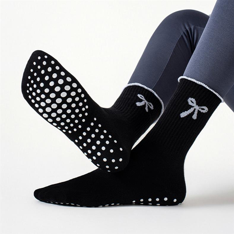 Dreamlikelin 1 Pair Women's Mi - огляд і ціна Yoga & Fitness Classes By Niharika Zirakpur Reviews
